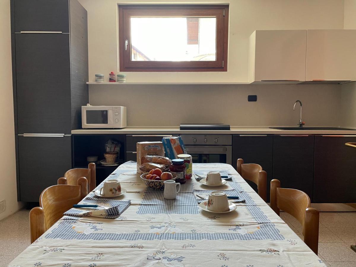 B&B Da Laura Cimbergo Eksteriør billede